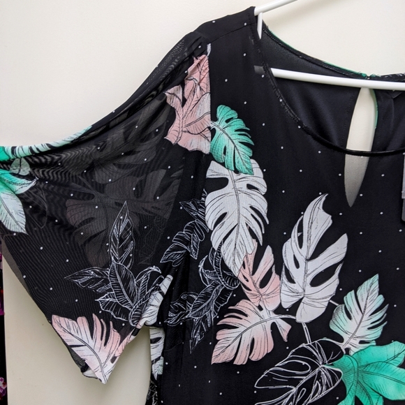 Love & Legend maxi dress - Picture 2 of 6